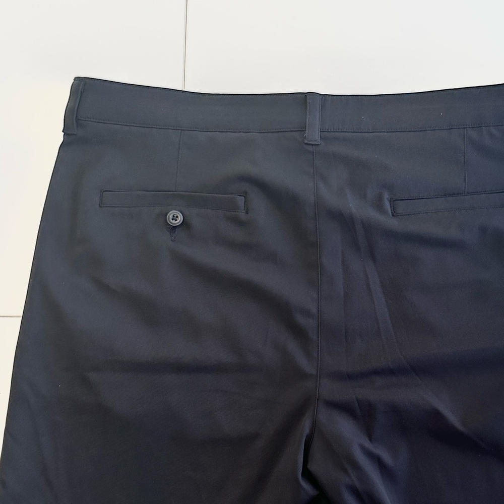 2 Pair Ben Hogan Stretch Performance 9” Golf Shorts 38 waist - Picture 15 of 15